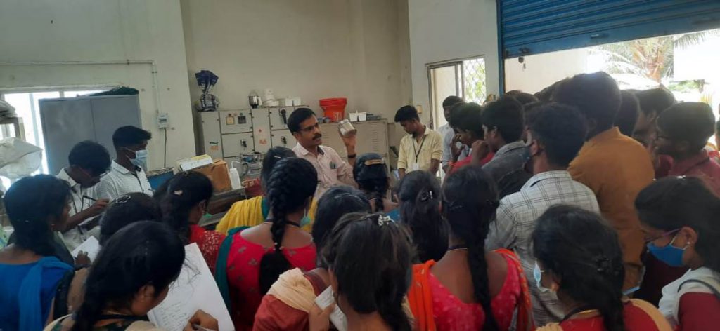 Exposure visit of Fisheries College students to Muttukadu Experimental Station of ICAR-CIBA on 04th July 2022